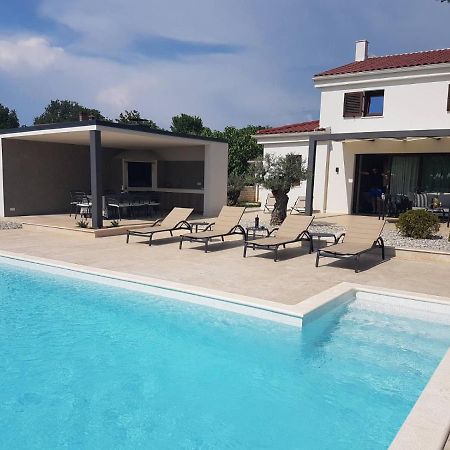 Villa Caprice Milohnici Esterno foto