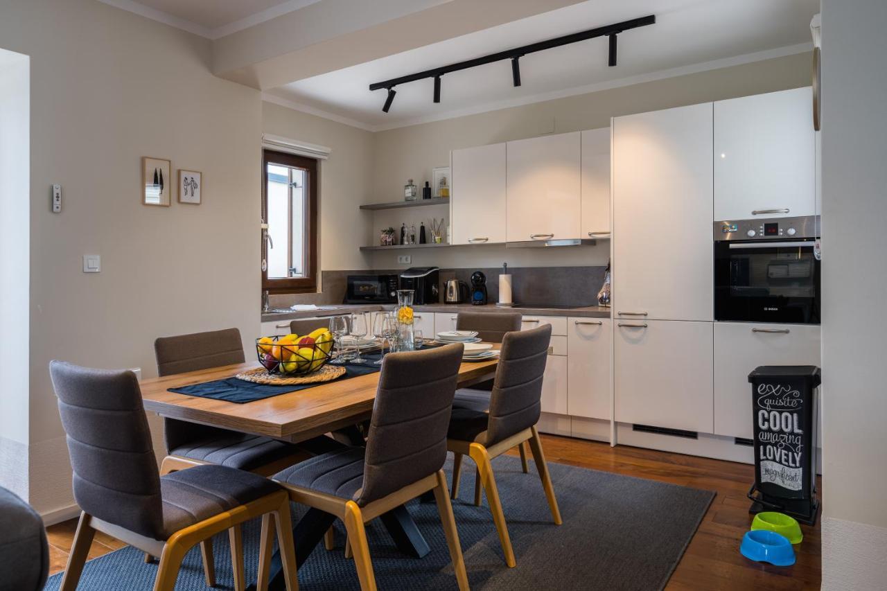 Villa Caprice Milohnici Esterno foto